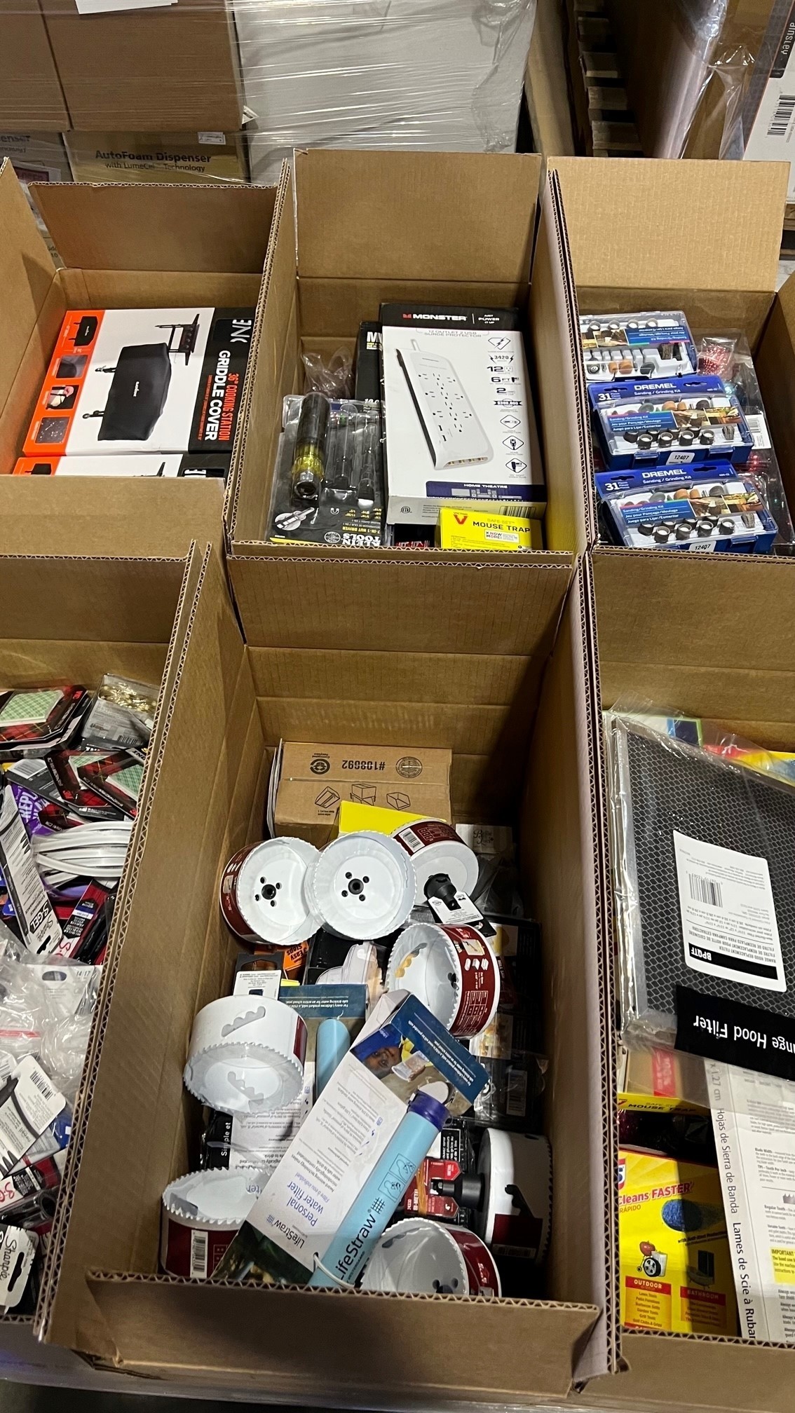 6 Pallets of UNMANIFESTED Mixed Merchandise, Like New Condition