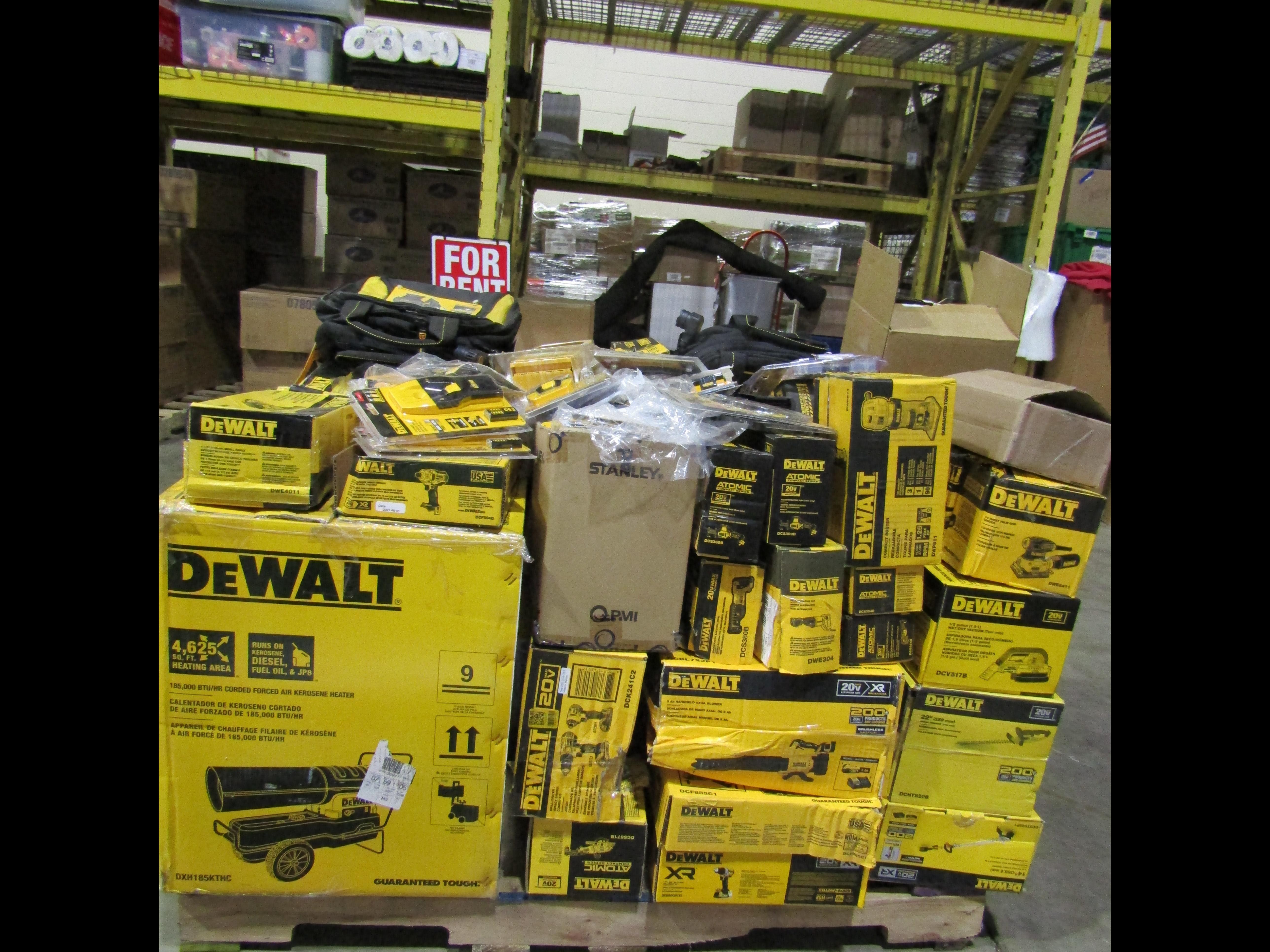 1 Pallet of UNMANIFESTED Mixed Merchandise, Princeton, IL