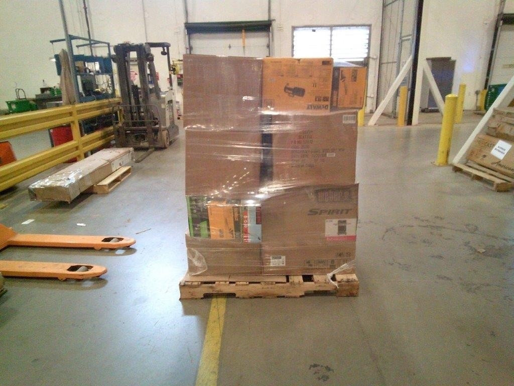 3 Pallets of UNMANIFESTED Mixed Merchandise, Like New Condition, West