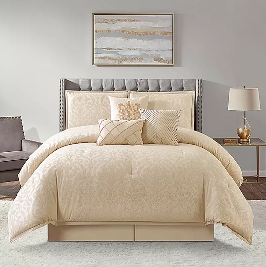 6 Pallets of Bedding & Accessories & More by Beautyrest & More Ext. Retail $50,177, Reno, NV
