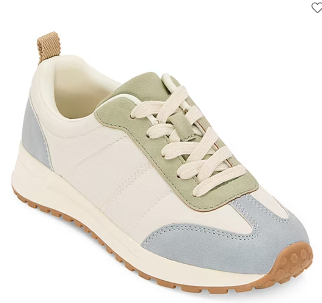 1 Pallet of Women's Footwear, Athletic Footwear & More Ext. Retail $16,568, Columbus, OH