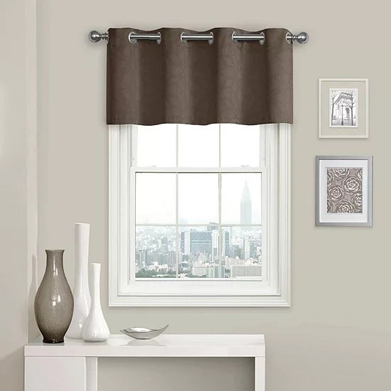 Window Pallet Design 2 Pallets of Window Coverings & More, (Lot J0310461) Like New Condition ...