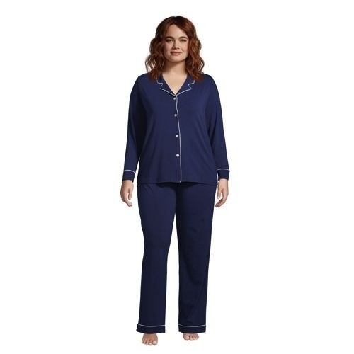 2 Pallets of Women's Plus Sleepwear, 787 Units, Used Good Condition