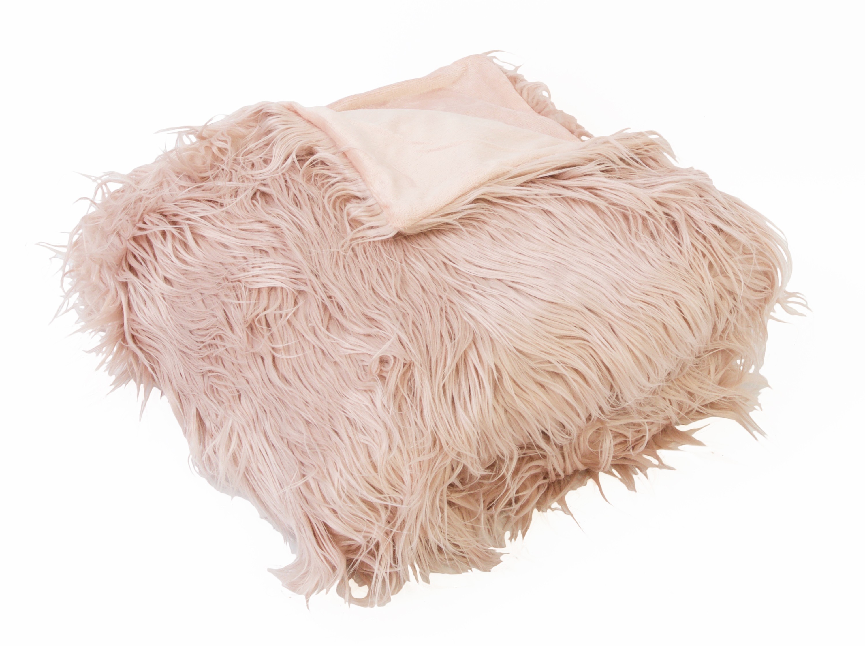 6 Pallets of Rugs & Blankets by Thro By Marlo Lorenz, 1 Ext. Retail $20,828, Southaven, MS