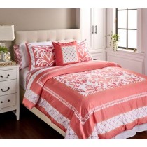 Image of 6 Pallets of Home Décor by Valerie Parr Hill & More, 121 Units, Used - Good Condition, Ext. Retail $16,957, Ontario, CA, USA