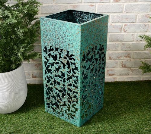 1 Pallet of Home Décor, Housewares & More by Periea & More Ext. Retail $2,734, Ontario, CA, USA