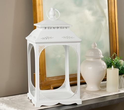 1 Pallet of Home Décor & More by Valerie Parr Hill & More Ext. Retail $3,235, Ontario, CA, USA