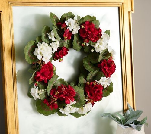 1 Pallet of Home Décor, Bedding & More by Valerie Parr Hill & More Ext. Retail $2,749, Florence, SC