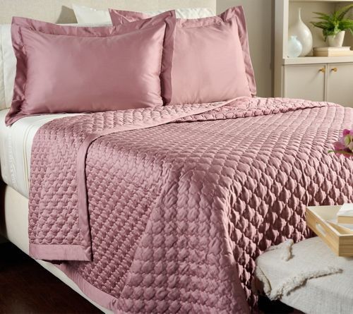 1 Pallet of Décor & More by Valerie Parr Hill & More Ext. Retail $3,591, Florence, SC