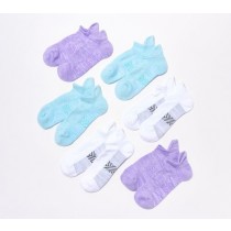 1 Pallet of Apparel by MISSION & LOGO by Lori Goldstein, 408 Units, New Condition, Ext. Retail $23,424, Ontario, CA, USA