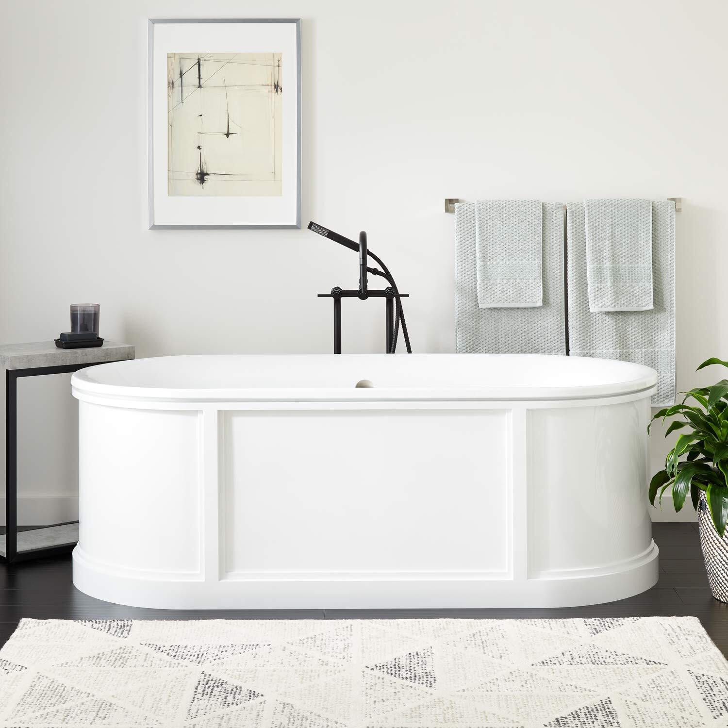 Truckload from Signature Hardware of Freestanding Bathtubs, 14 Units